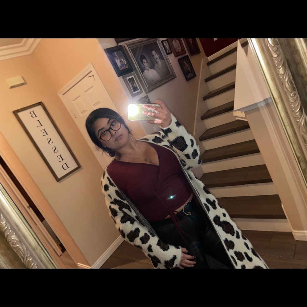 Cardigan - Picture 2 of 2